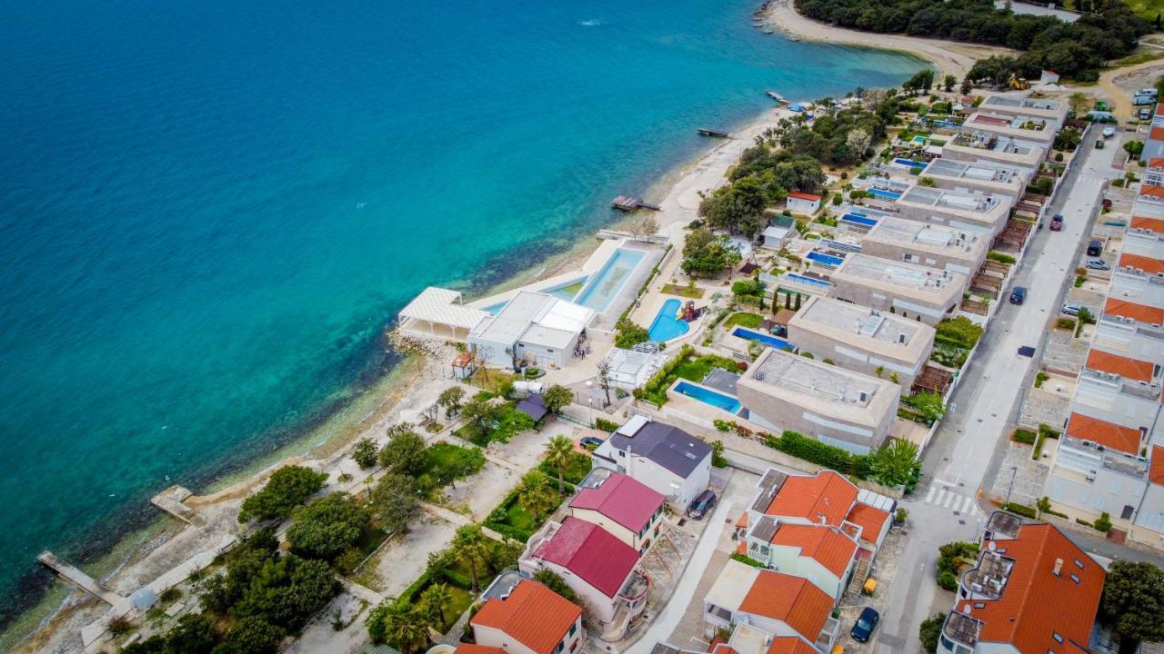Locus Apartments ペトルチャネ エクステリア 写真