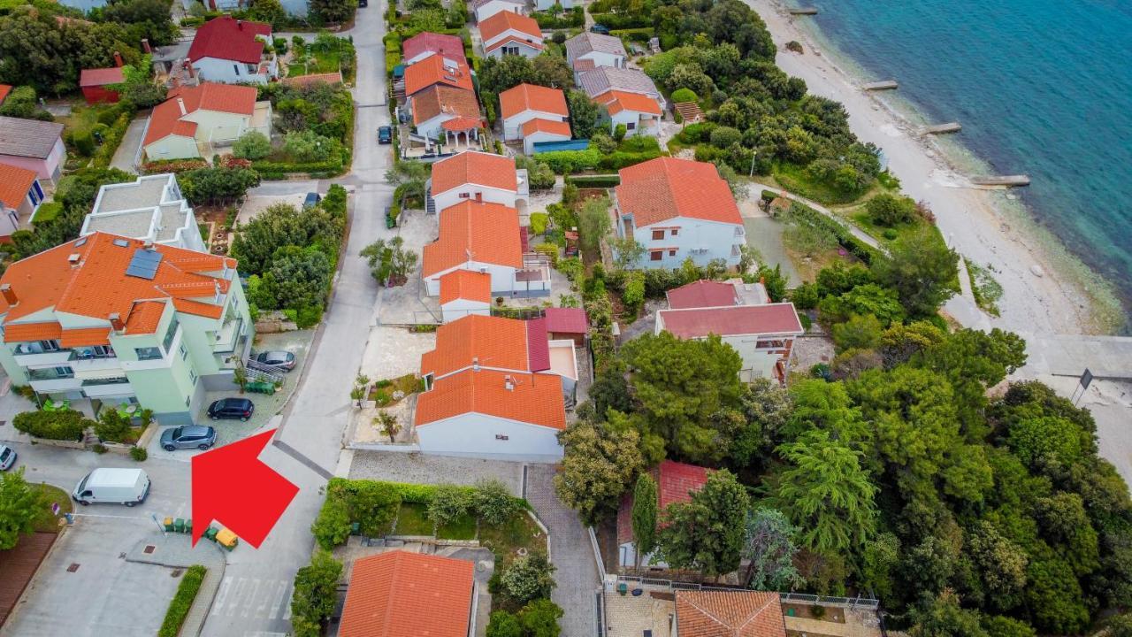 Locus Apartments ペトルチャネ エクステリア 写真