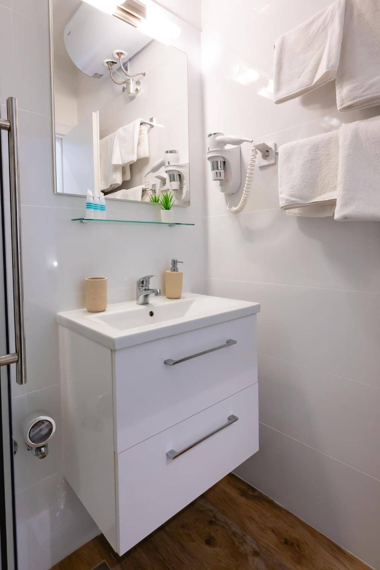 Locus Apartments ペトルチャネ エクステリア 写真