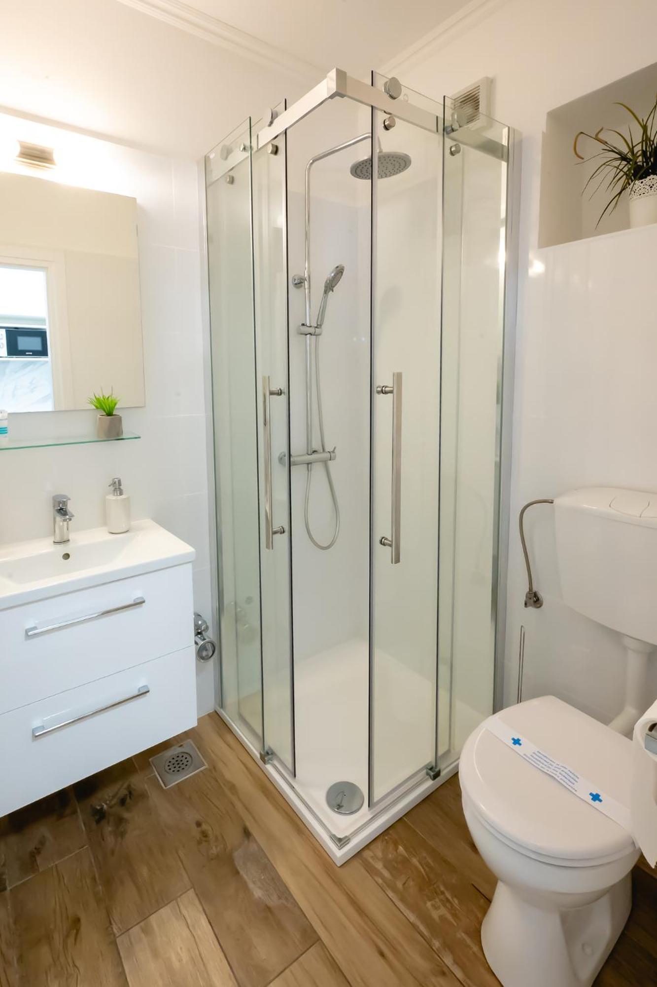Locus Apartments ペトルチャネ エクステリア 写真