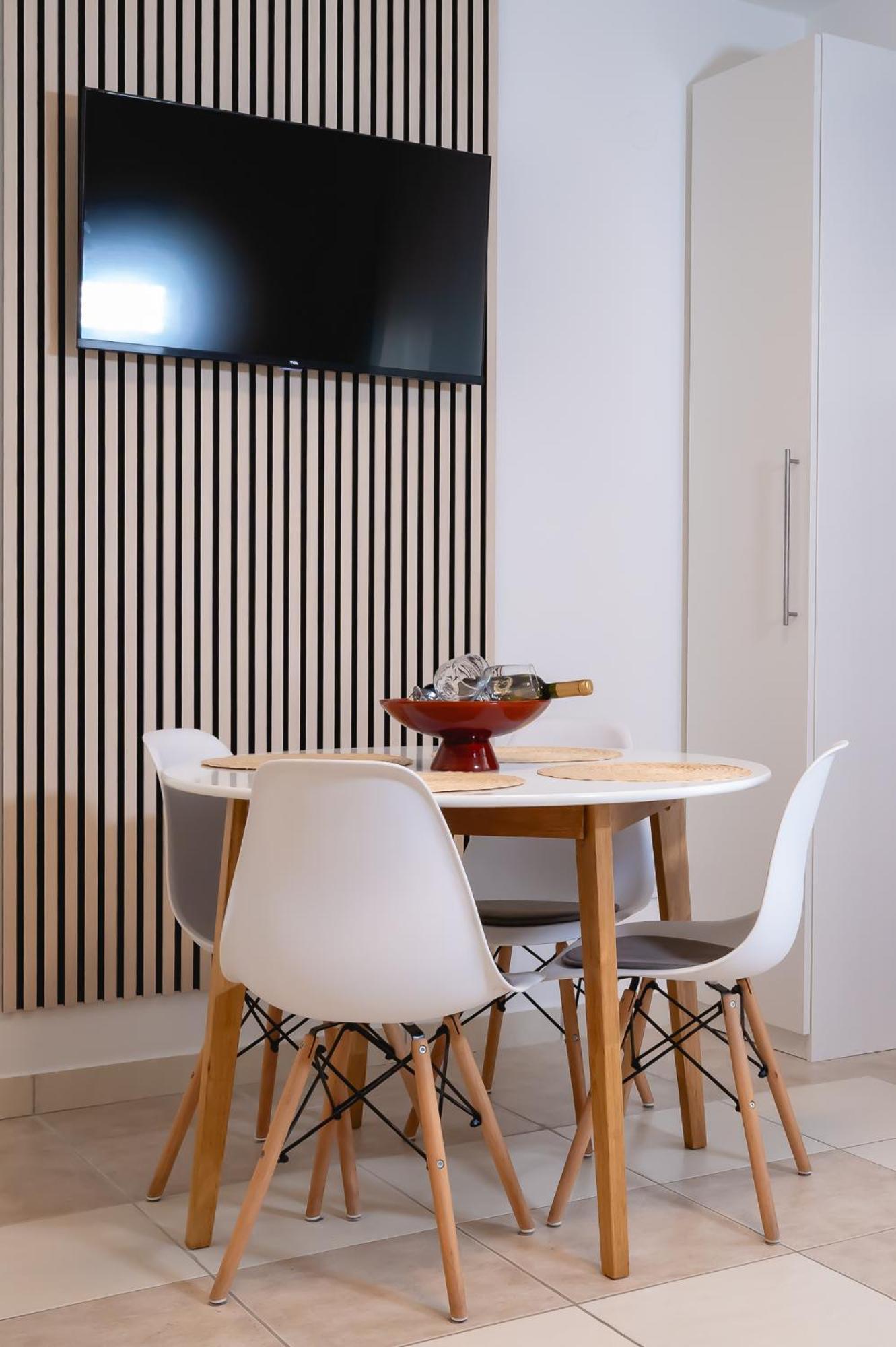 Locus Apartments ペトルチャネ エクステリア 写真